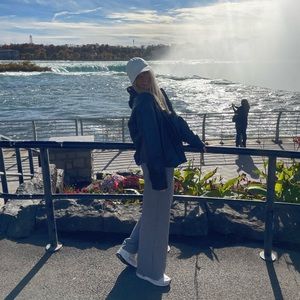 Meet your Posher, Tiffany